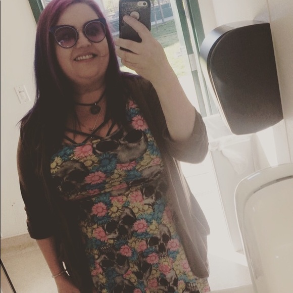 Meet your Posher, Jessie - Picture 5 of 8